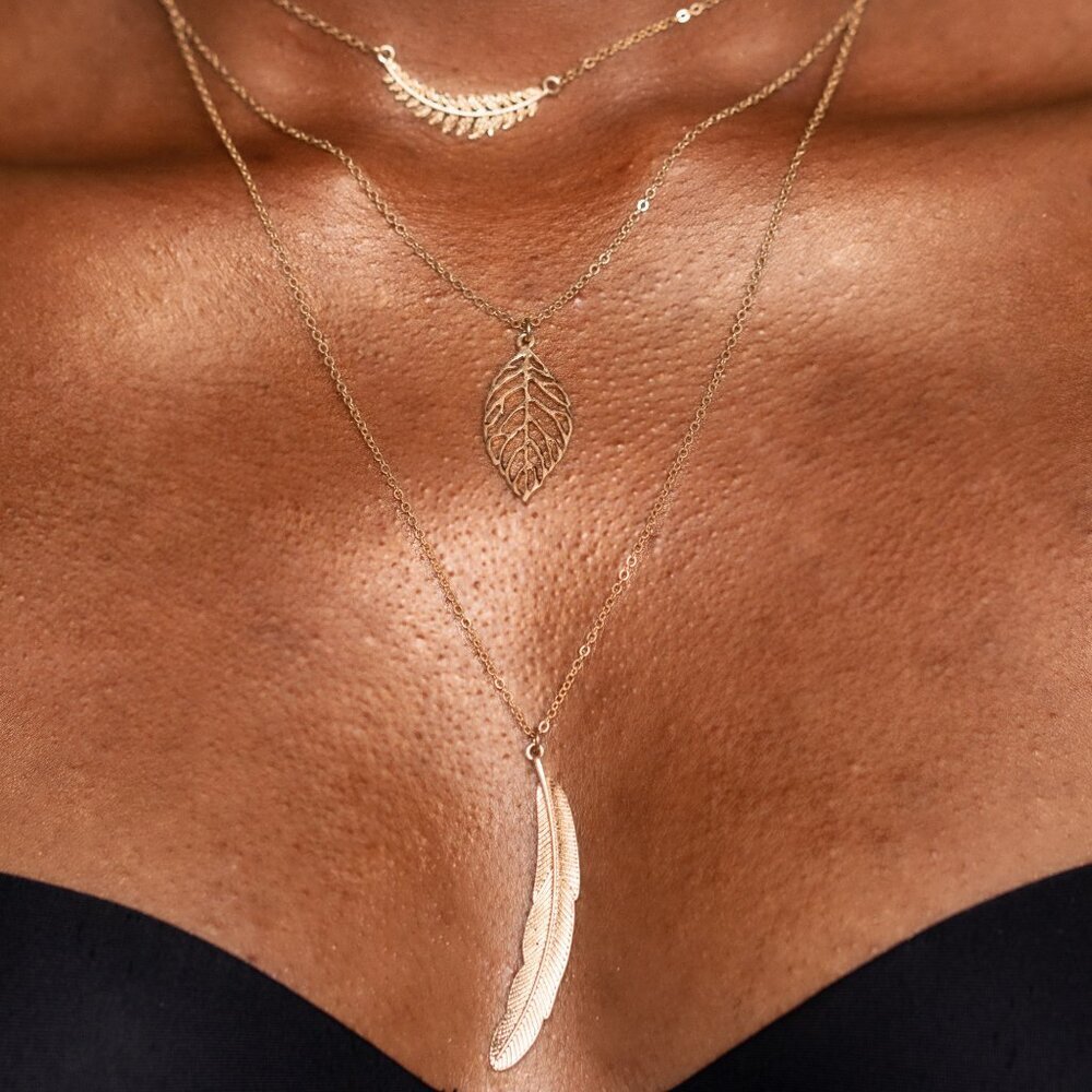 Leaf Pendant Necklace Triple Layered - Picture 3 of 10
